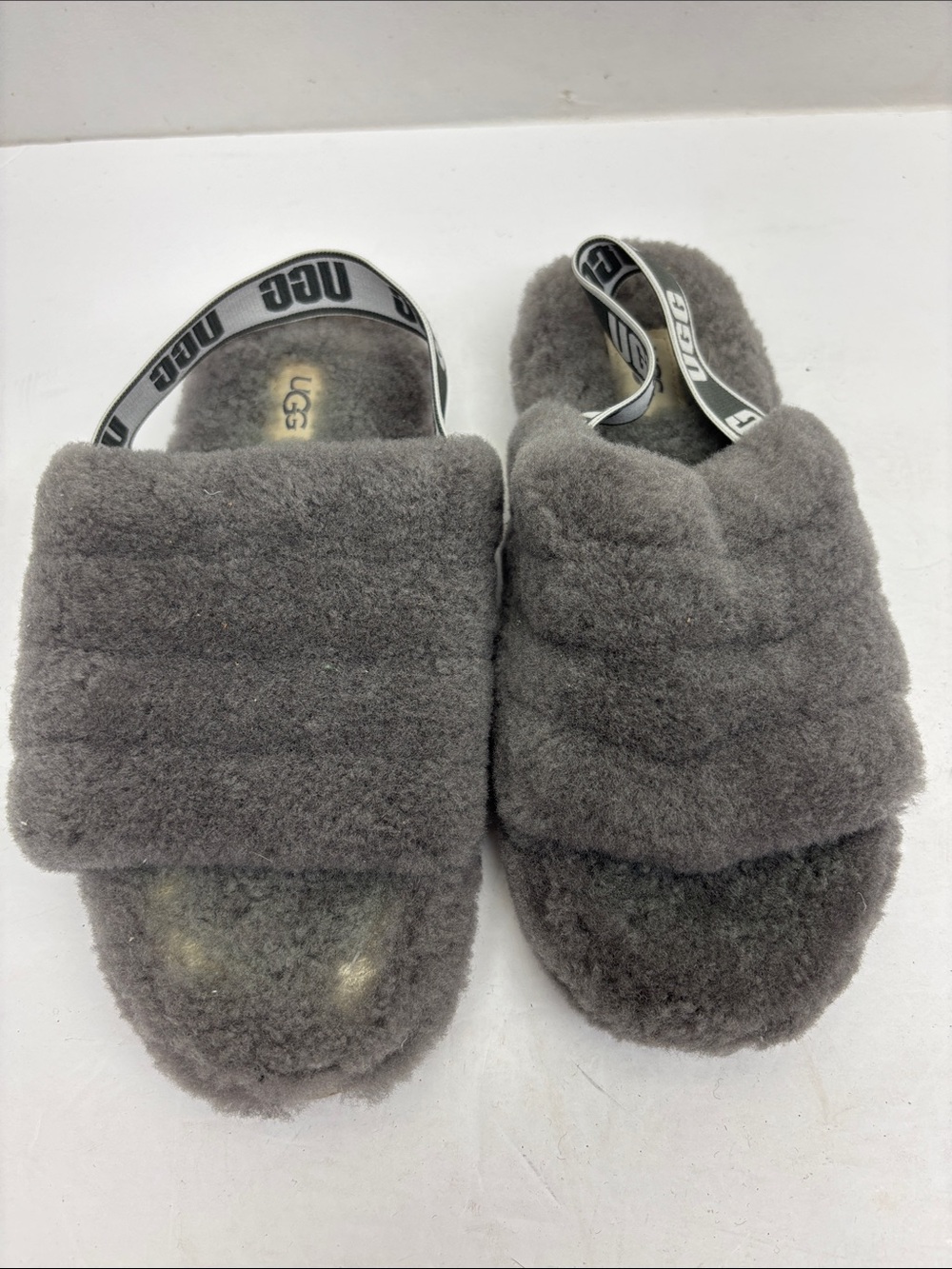 UGG Charcoal Shearling Slide slippers, SZ 5 women’s, box 61